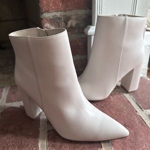 White Pointed Booties - Women’s size 9